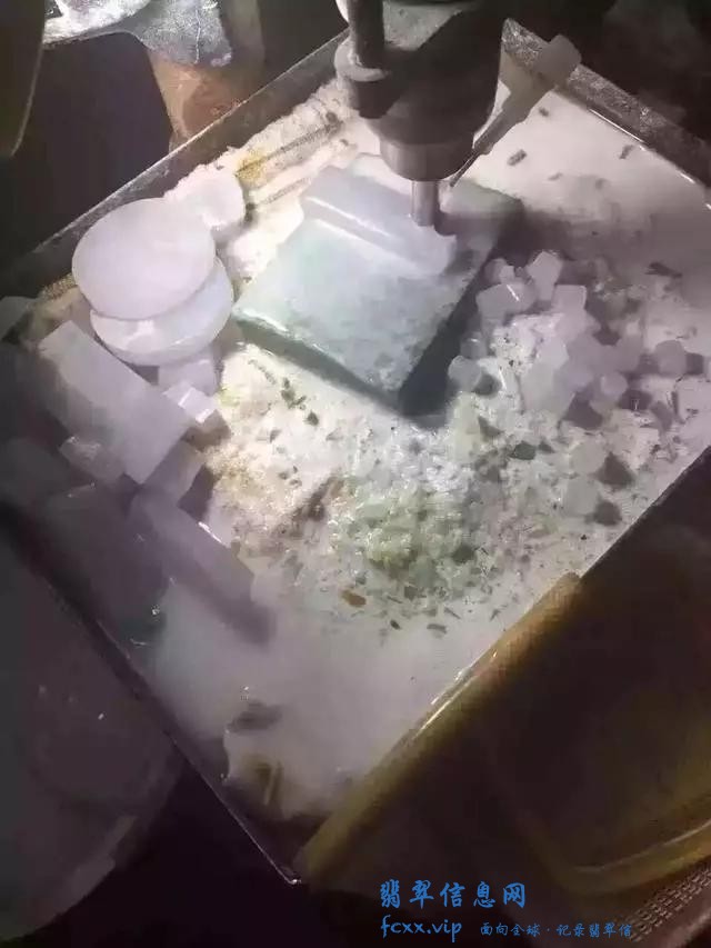 关于翡翠手串的那些事 你知道多少呢？-6.jpg