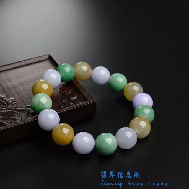关于翡翠手串的那些事 你知道多少呢？-10.jpg