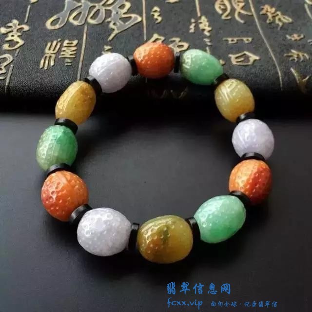 关于翡翠手串的那些事 你知道多少呢？-27.jpg
