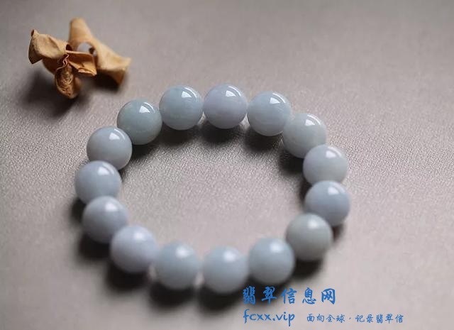 关于翡翠手串的那些事 你知道多少呢？-28.jpg