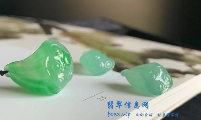 从古至今拥有着清廉的本质，雕刻而成的翡翠，一直备受人们的喜爱-2.jpg