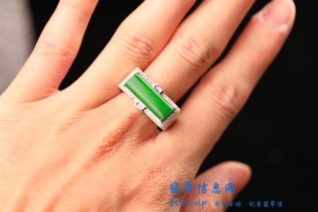 翡翠戒指虽然小，也不能忽略了保养-2.jpg