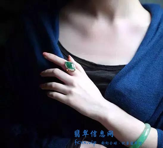 翡翠戒指戴法有讲究，风水学意义不可忽视-4.jpg