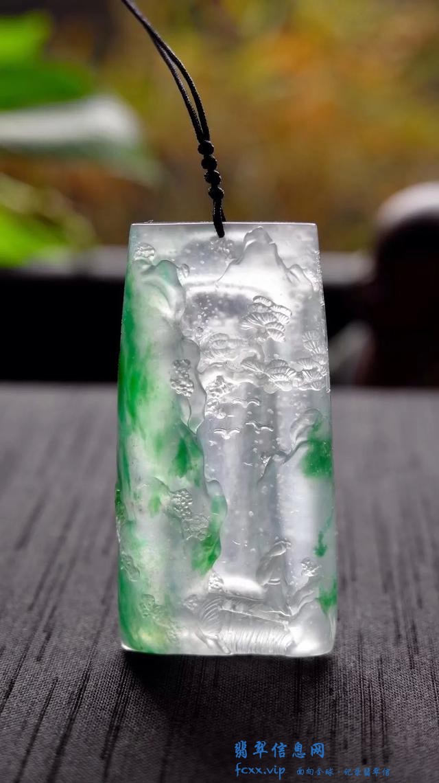翡翠雕刻中讲究的3个规律5个细节，你注意到了吗？-2.jpg