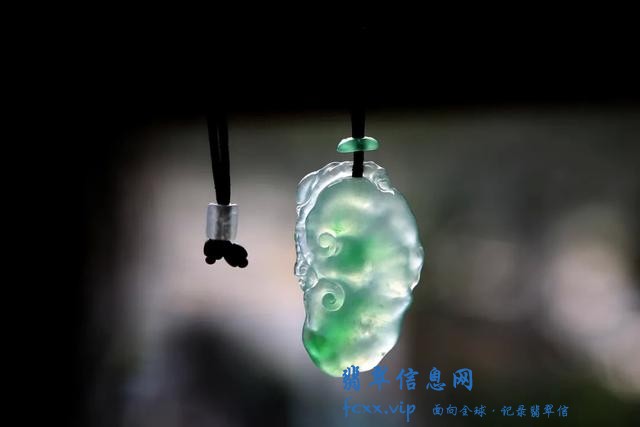 翡翠雕刻中讲究的3个规律5个细节，你注意到了吗？-10.jpg