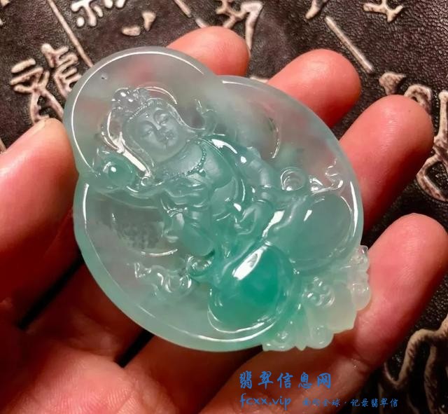 我是玉雕师，用这类型的翡翠雕刻创作观音、佛题材，成品真香-9.jpg