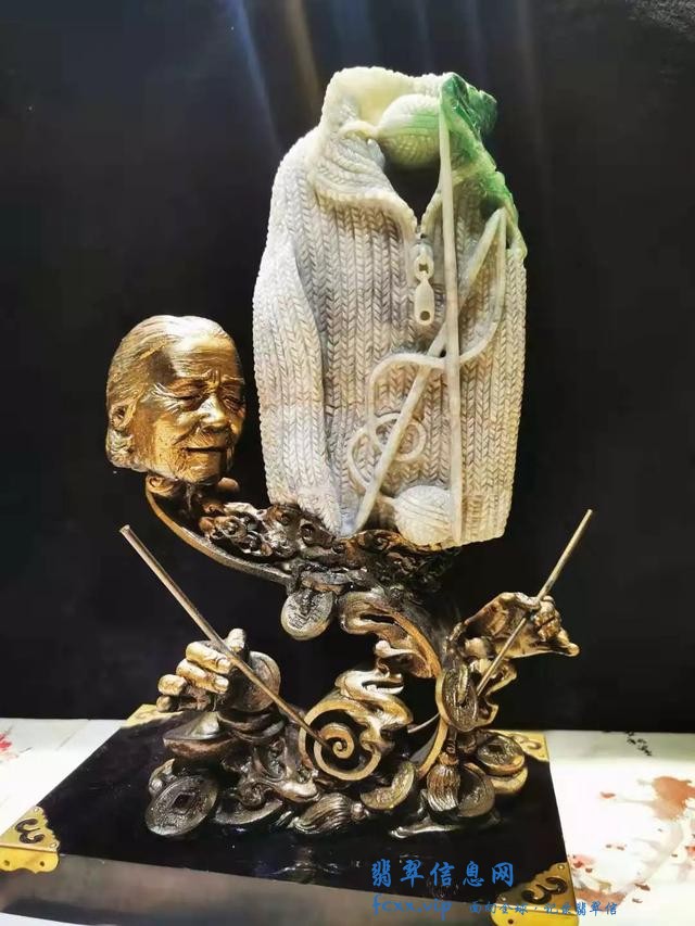 翡翠雕刻至少要达到什么标准才是香饽饽，不愁卖不出？-2.jpg