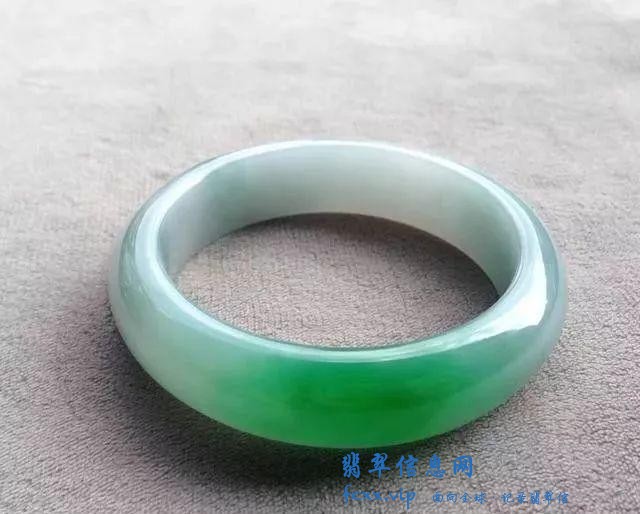 图文并茂教你翡翠的鉴别方法，方法挺牛，你知道吗？-9.jpg