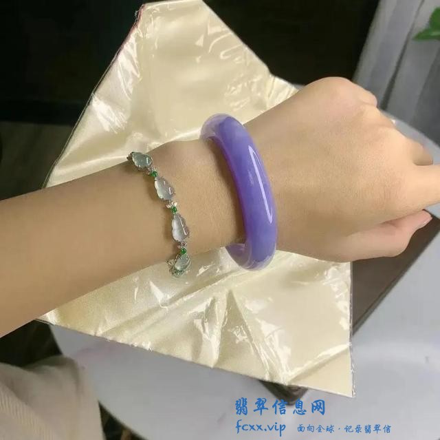 罕见的帝王紫大圈口翡翠手镯！优雅、富贵-8.jpg