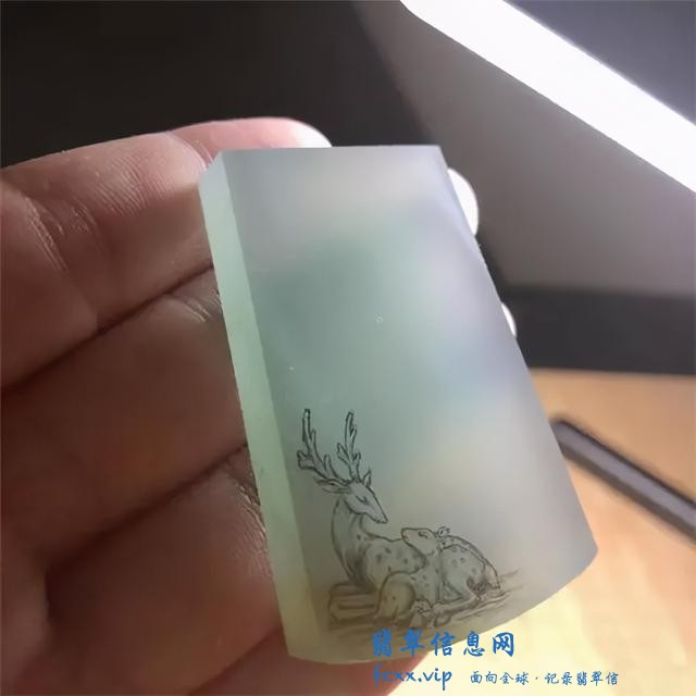 精品的翡翠片料，设计了几款经典的题材，你更喜欢那种-6.jpg