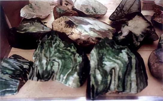 「翡翠知识」不同的结构特点，构成不同的翡翠-2.jpg
