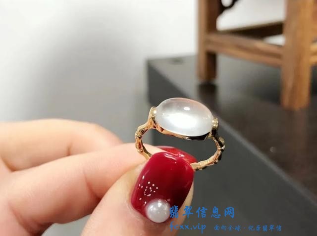 一篇能让你看懂翡翠戒指吉祥寓意-2.jpg