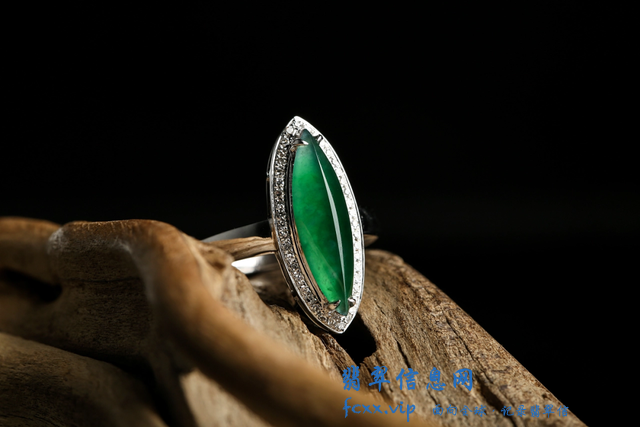 一篇能让你看懂翡翠戒指吉祥寓意-4.jpg