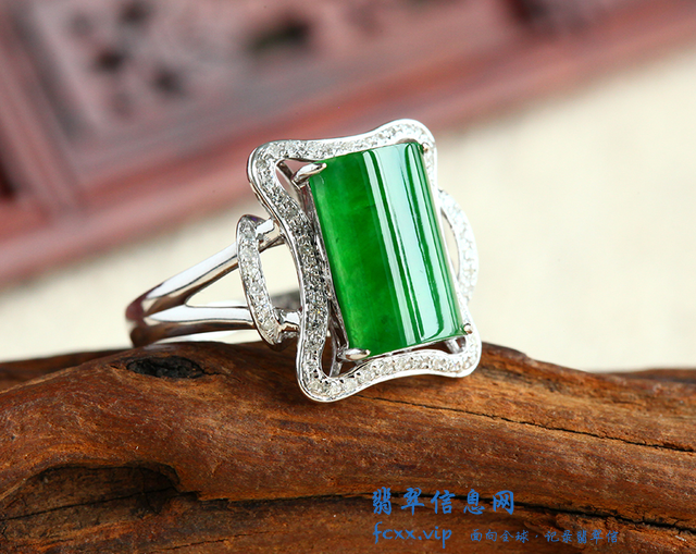 一篇能让你看懂翡翠戒指吉祥寓意-5.jpg