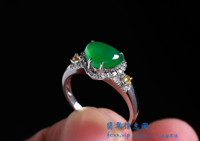 一篇能让你看懂翡翠戒指吉祥寓意-6.jpg