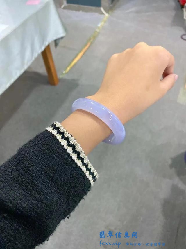 腕间的烂漫！优雅神秘的紫罗兰翡翠手镯-7.jpg