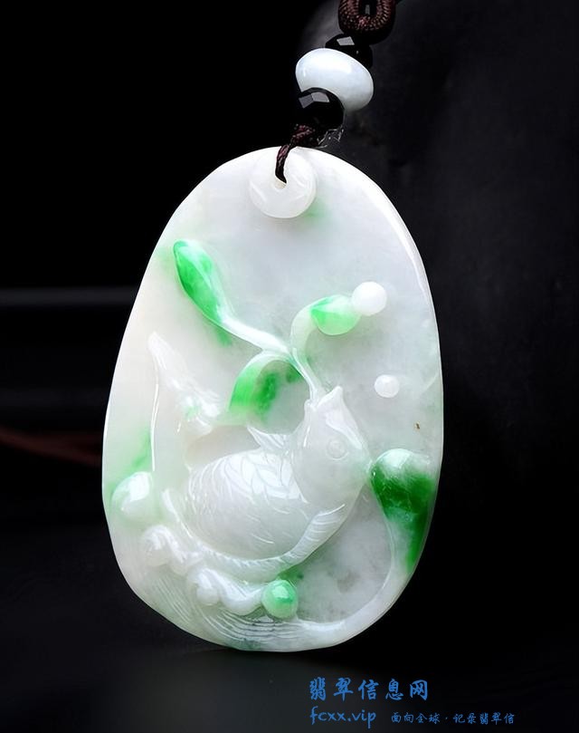 翡翠的两种鲜明特点，对你鉴定有很大帮助-3.jpg