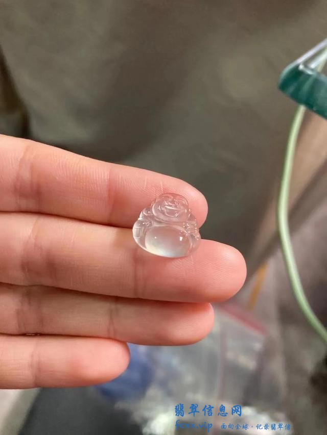 分享一款玻璃种小冰佛公-2.jpg